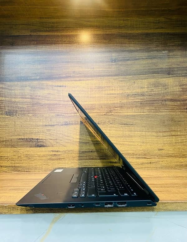 Lenovo ThinkPad x1 Yoga (i7-8th) (16-256) 2