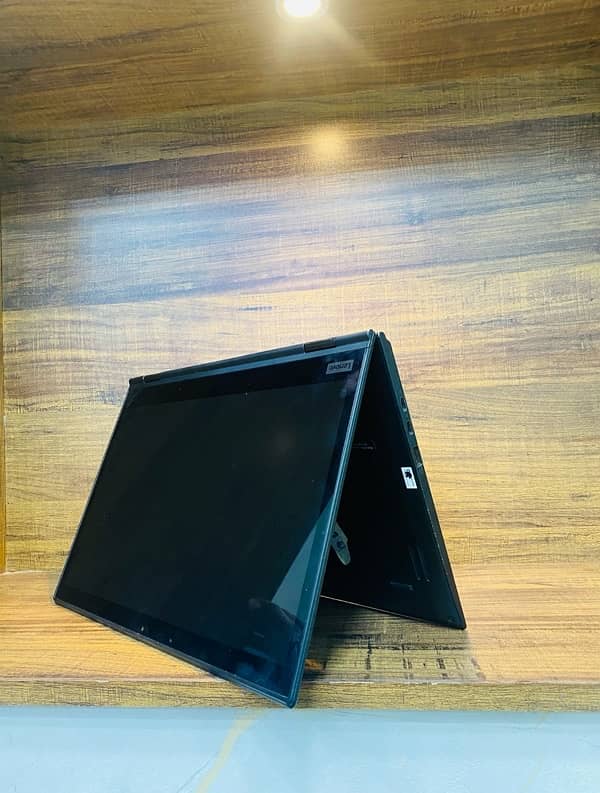 Lenovo ThinkPad x1 Yoga (i7-8th) (16-256) 4