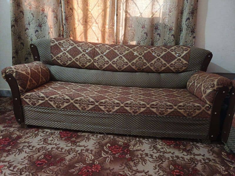 5 seater sofa set  10/9 condition 2