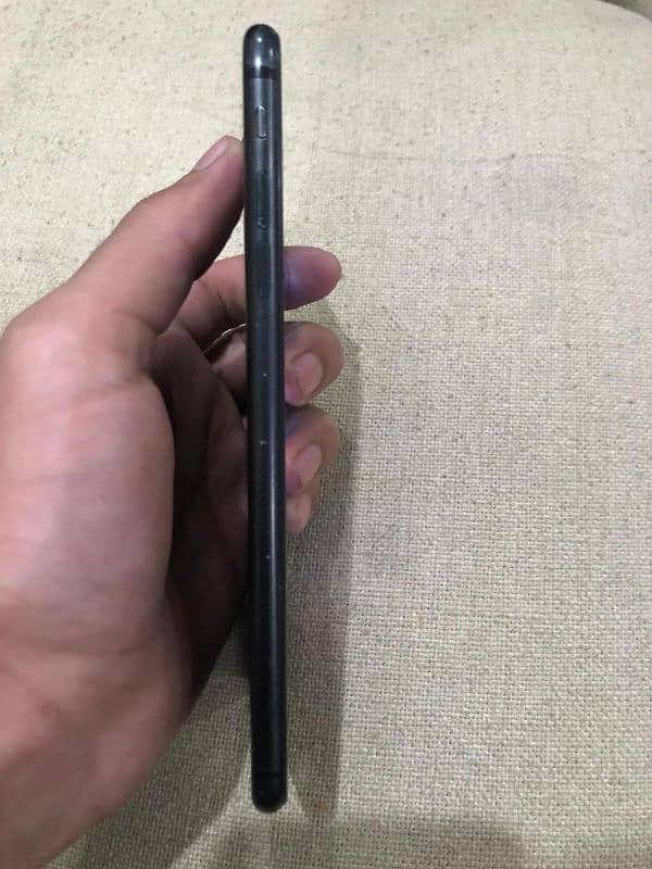 iPhone 7 plus all ok finger not working pta approved 6