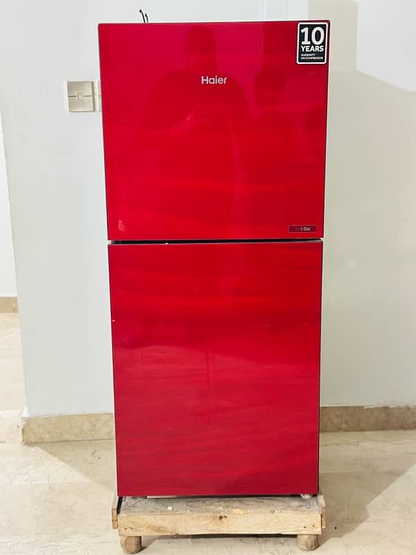 Haier REFRIGERATOR  Model. HRF-216 2