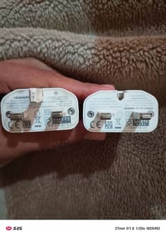 Huawei 18 watt & 10 watt Adapter