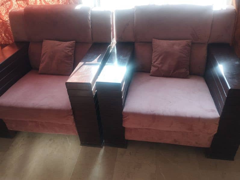 5 Seater Sofa Set 1