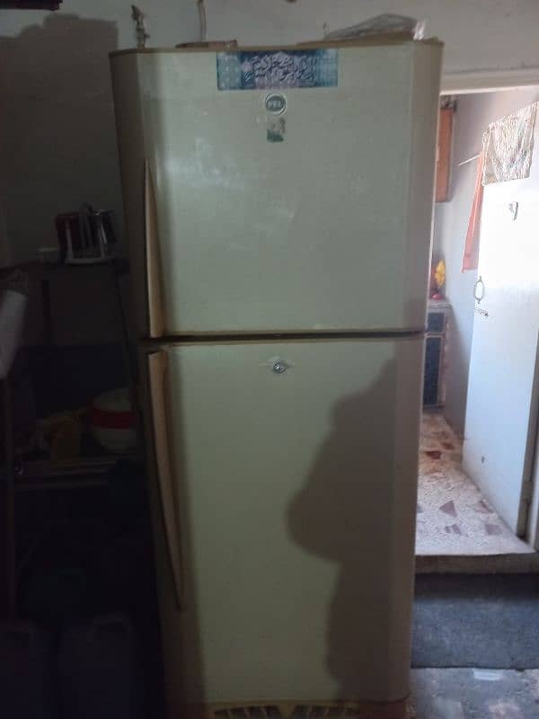 PEL Refrigerator Original Condition 11