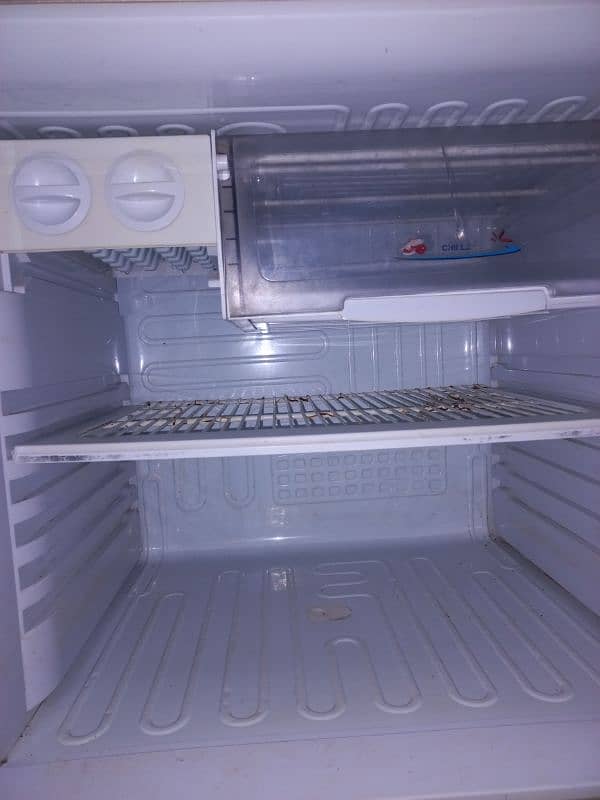 PEL Refrigerator Original Condition 12