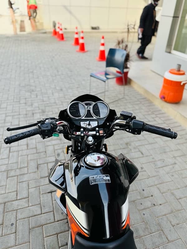 Honda  Cb150f 14