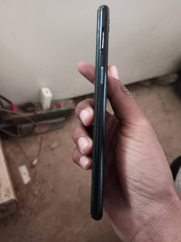 Oppo F7 4,64 3