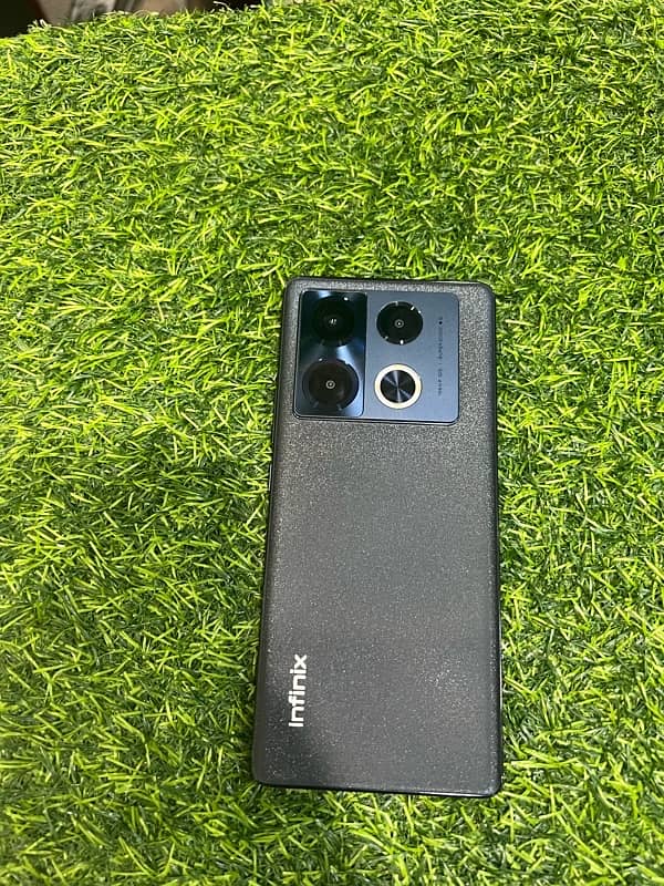 Infinix Note 40 Pro 12/256 Complete box 4