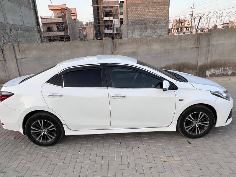 Toyota Corolla Altis 2019 Original condition 3