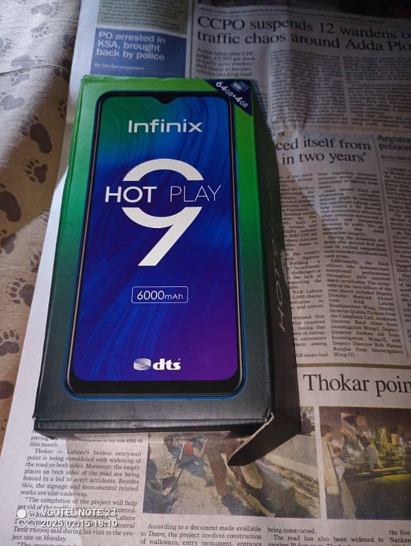 Infinix hot 9 play 4 gb ram 64 rom with box  and charger 1