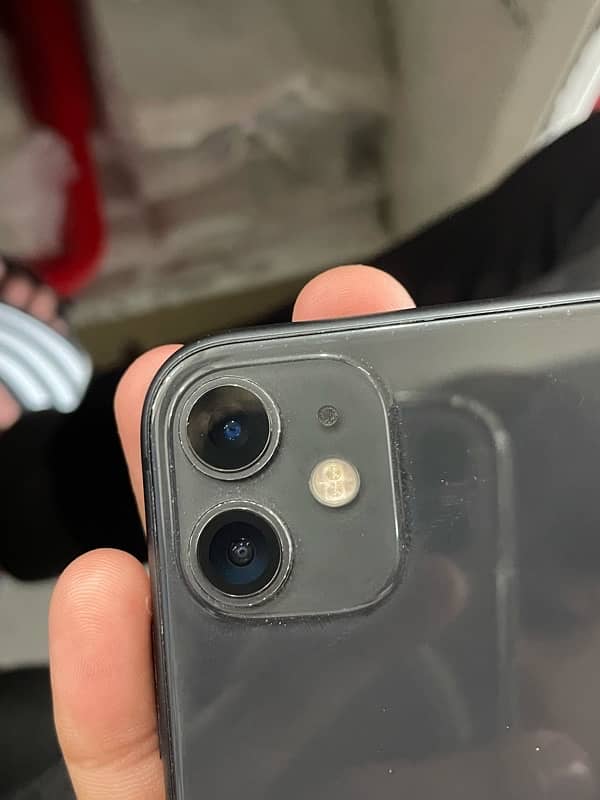 iphone 11 urgent sale 7