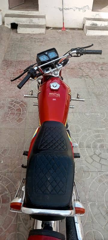 Honda 125 very good condition 3