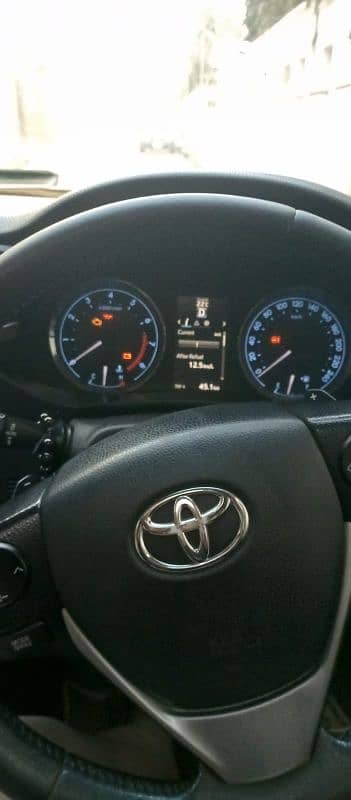 Toyota Altis Grande  1.8 2016 / 2017 3