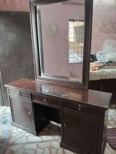 Daressing Table For Sale Size 60 Inch