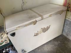 Deep freezer with good condition