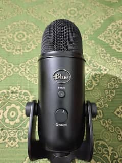 10 By 10 Condition Original Blue Yeti Mic UK import