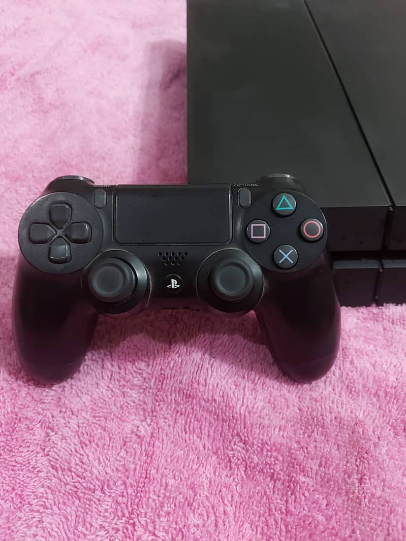 PS4  FAT 500GB Jailbroken – Good Condition + 2 Controllers 4