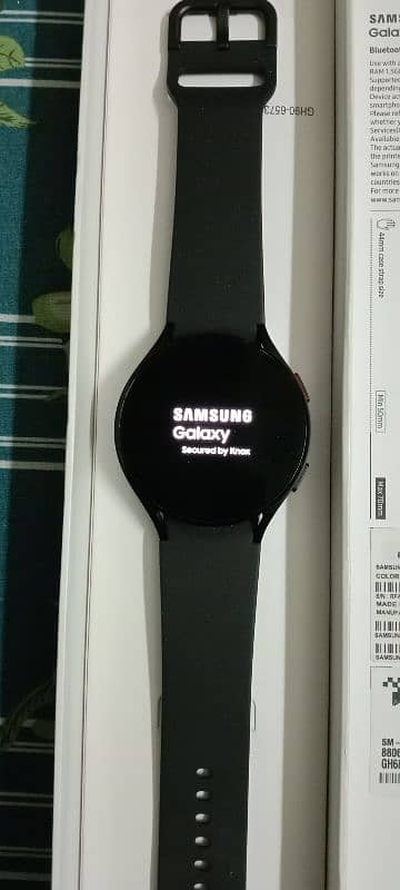 Samsung Galaxy Watch 4 44mm for urgent sale 0