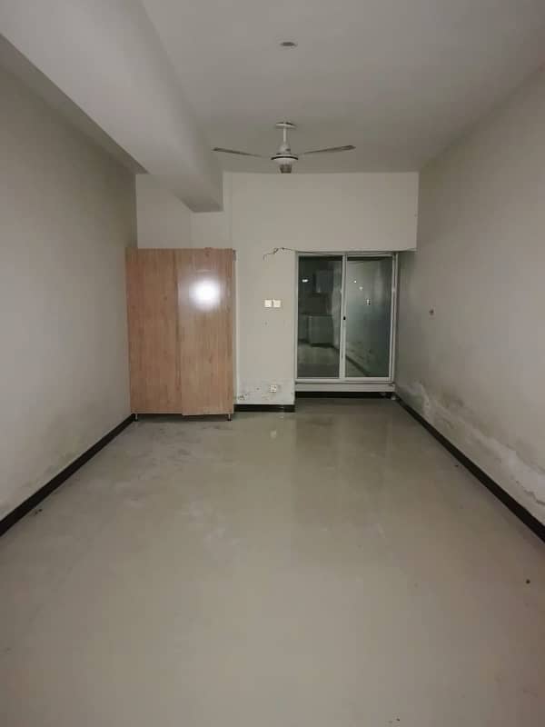 1 BEDROOM STUDIO APARTMENT FOR RENT WITH GAS IN CDA APPROVED SECTOR F 17 MPCHS ISLAMABAD 0