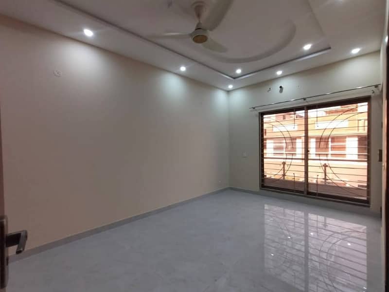 Kanal 3 Bed Superb Tile Floor Upper Portion Is For Rent In Valencia Town 14