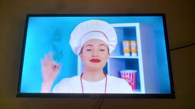 tcl orignal led iptv model no. s6500 for sale 2