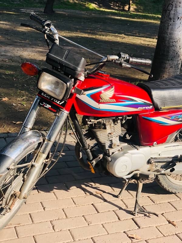 Honda cg125 0