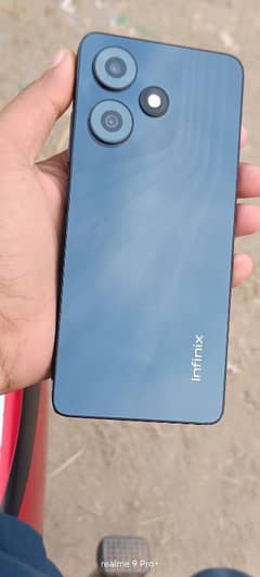 Infinix hot30 8+8+128 gb with charger