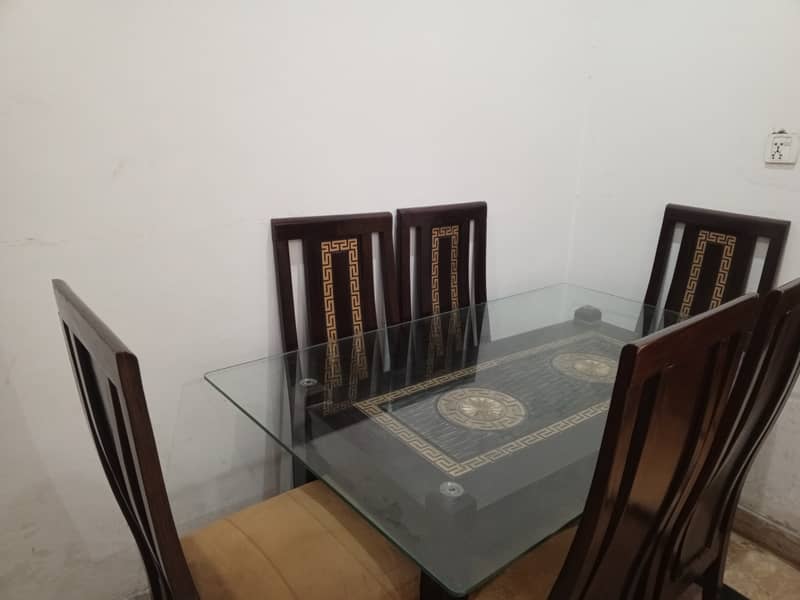 Dining tables 1