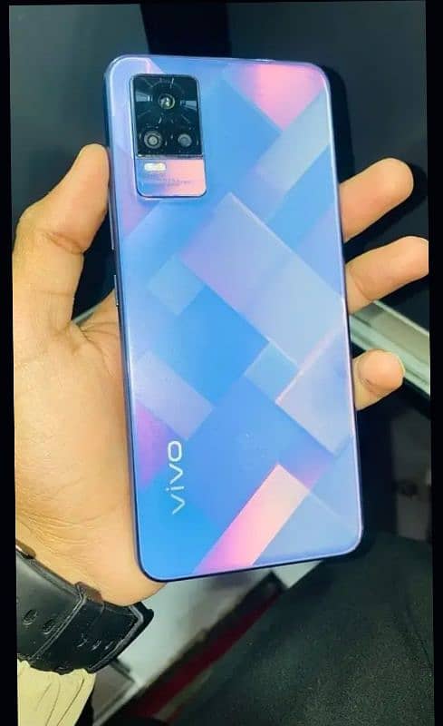 Vivo v21e 8 128 exchange possible & for sale 1