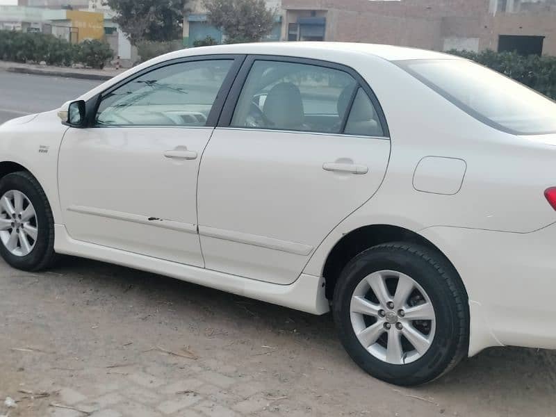 Toyota Corolla Altis 2012 11