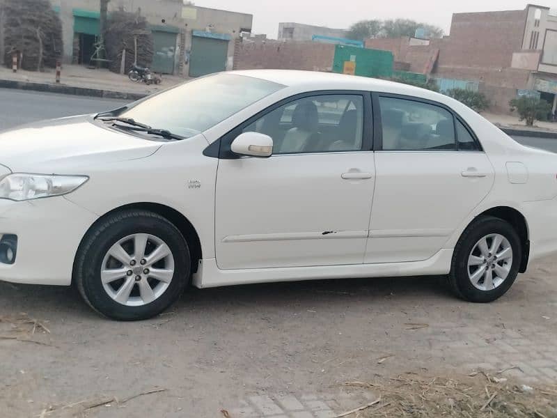 Toyota Corolla Altis 2012 12