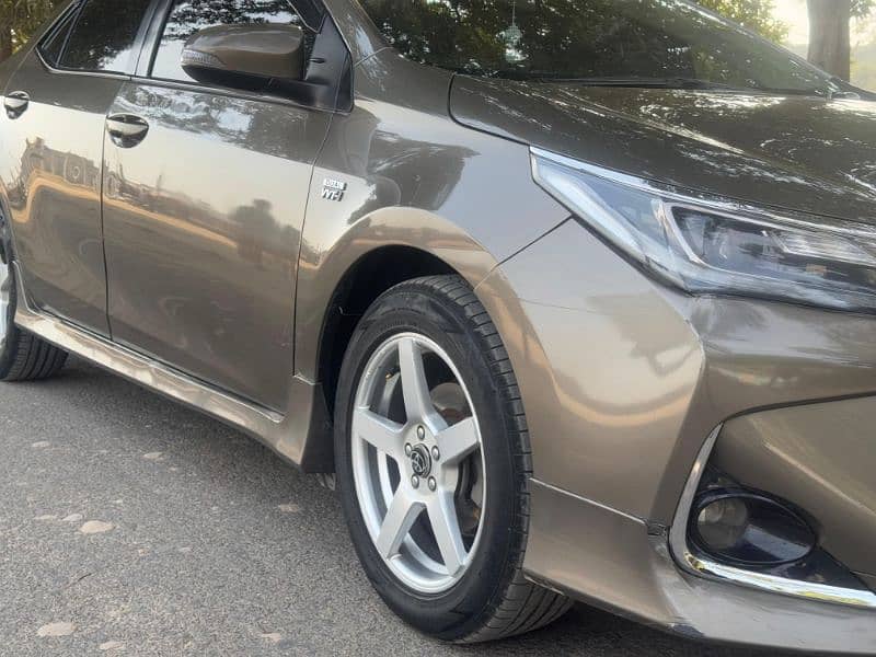 Toyota Corolla Altis 2016 4