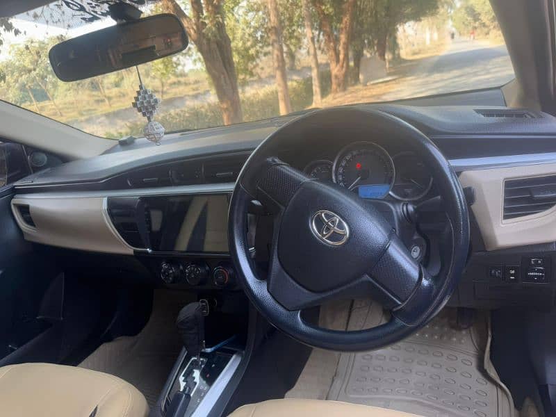 Toyota Corolla Altis 2016 8