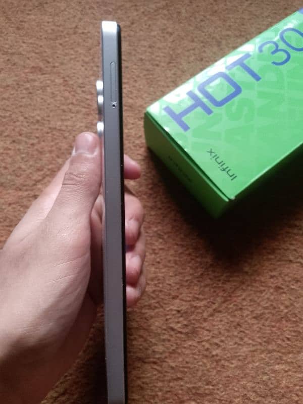 Infinix Hot 30 5