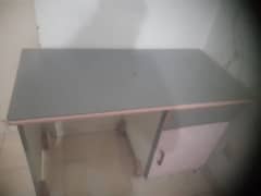 computer and study  table