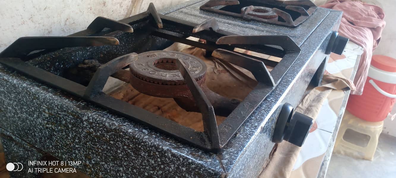 Gas Stove 2 Burner For Sale in good condition 1