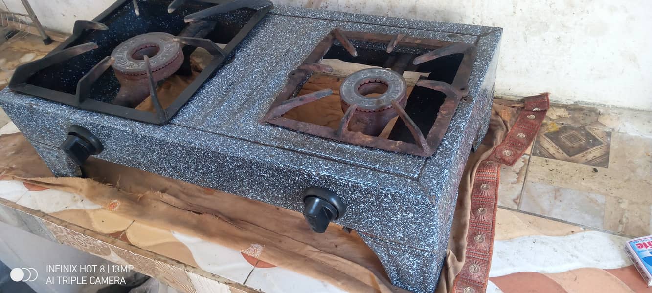 Gas Stove 2 Burner For Sale in good condition 4