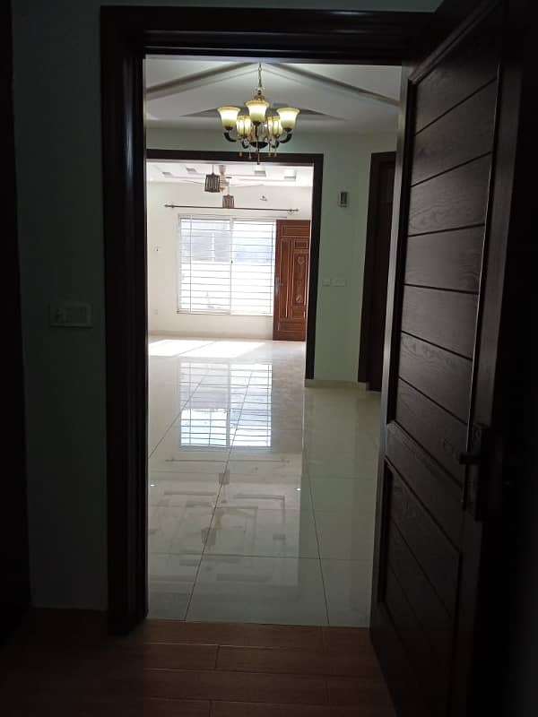 7 Marla Ground Portion For Rent In G-13 Islamabad 4