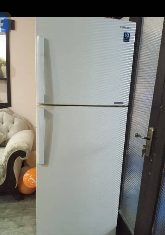 Samsung fridge for sale  full size large 3