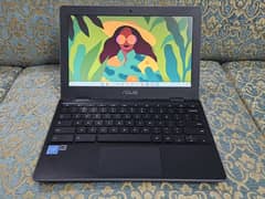 Slim Asus Chromebook for Student