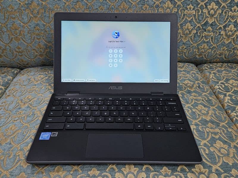 Asus Super Slim Chromebook 5