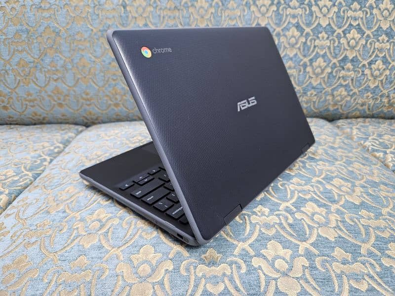 Asus Super Slim Chromebook 9