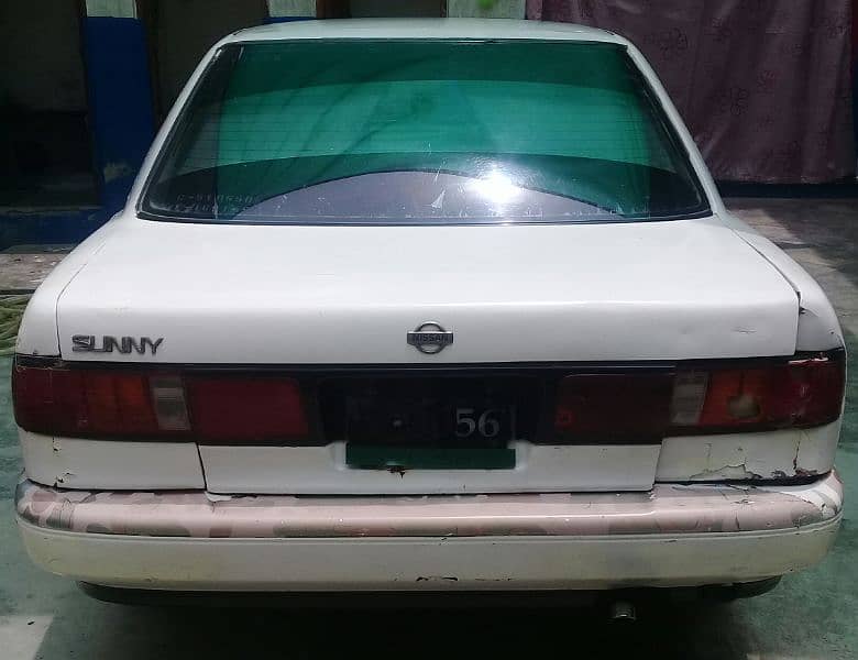 Nissan Sunny 1993 5