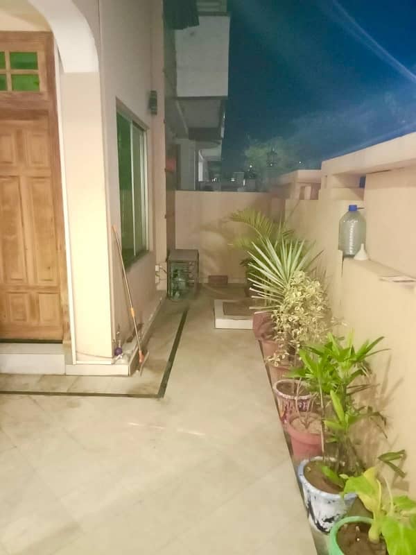 8 MARLA HOUSE FOR SALE F-17 ISLAMABAD ALL FACILITY AVAILABLE 1