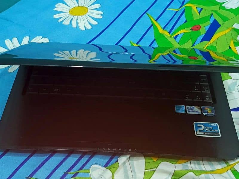 laptop with clear screen 3