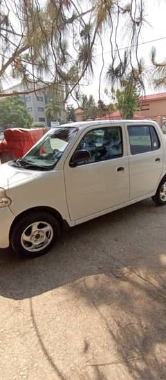 Daihatsu Esse 2011