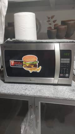 Dawlance microwave oven grill and baking