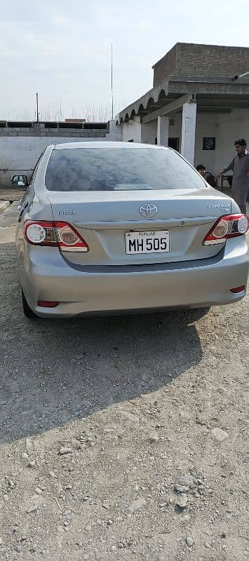 Toyota Corolla XLI 2013 4