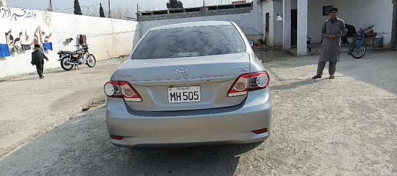 Toyota Corolla XLI 2013 8