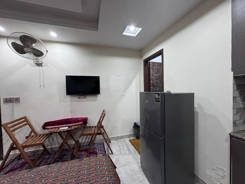 1 BED STUDIO APARTMENT FOR RENT IN BAHRIA TOWN LAHORE 4